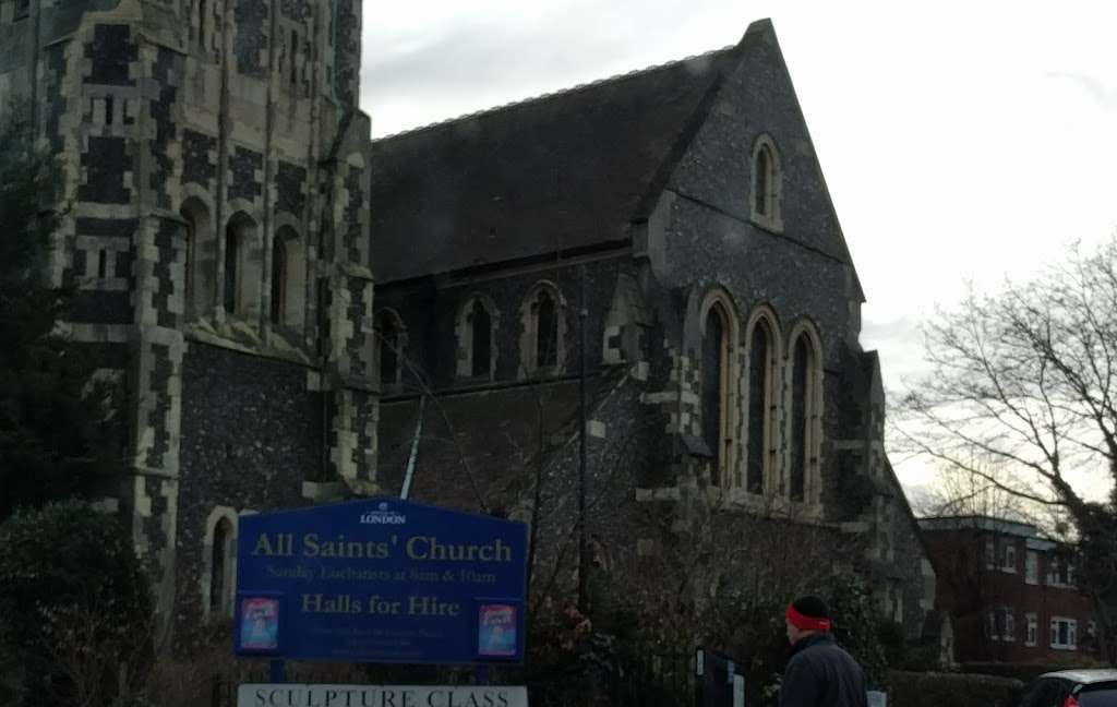 All Saints C of E Church | 122 Oakleigh Rd N, London N20 9EZ, UK | Phone: 020 8445 8388