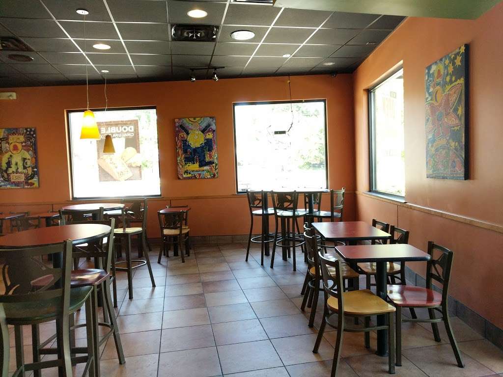 Taco Bell | 123 E, Linwood Blvd, Kansas City, MO 64111 | Phone: (816) 753-3640