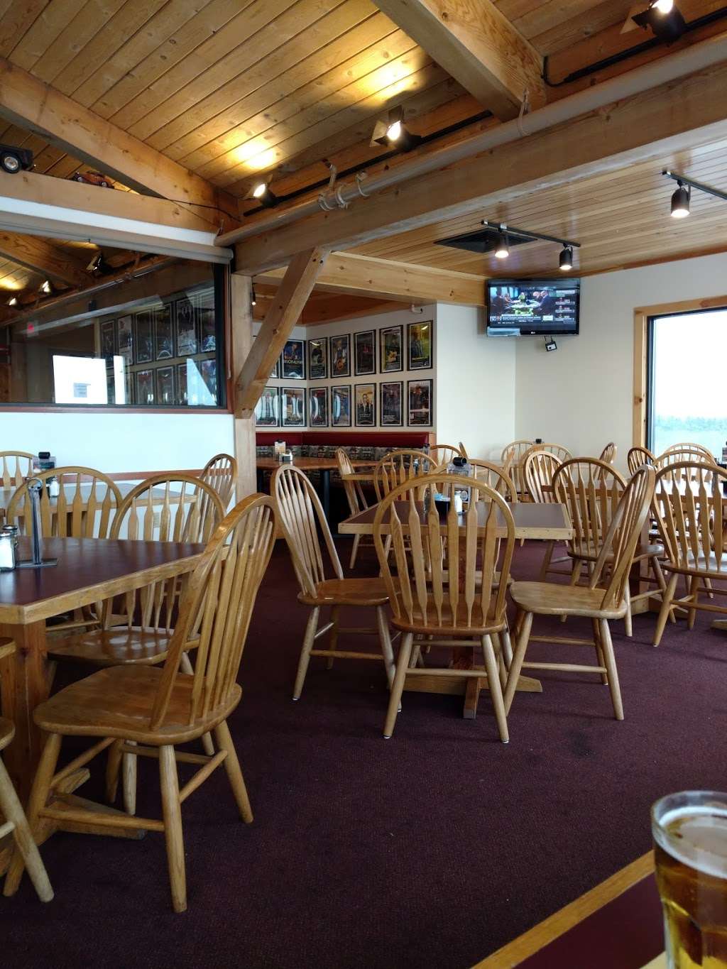 Roadies Restaurant and Bar | 325 Maury Rd, Jim Thorpe, PA 18229, USA | Phone: (610) 826-9100