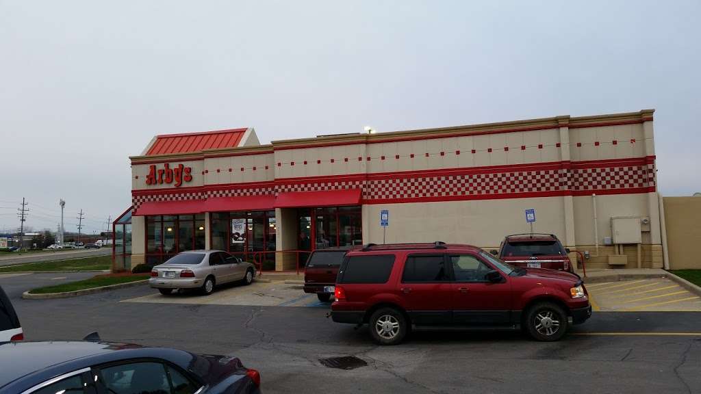 Arbys | 2501 E, State Rd 44, Shelbyville, IN 46176, USA | Phone: (317) 398-0665
