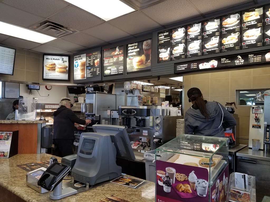 McDonalds | 7981 Ne7th Drive, Wildwood, FL 34785, USA | Phone: (352) 748-4288