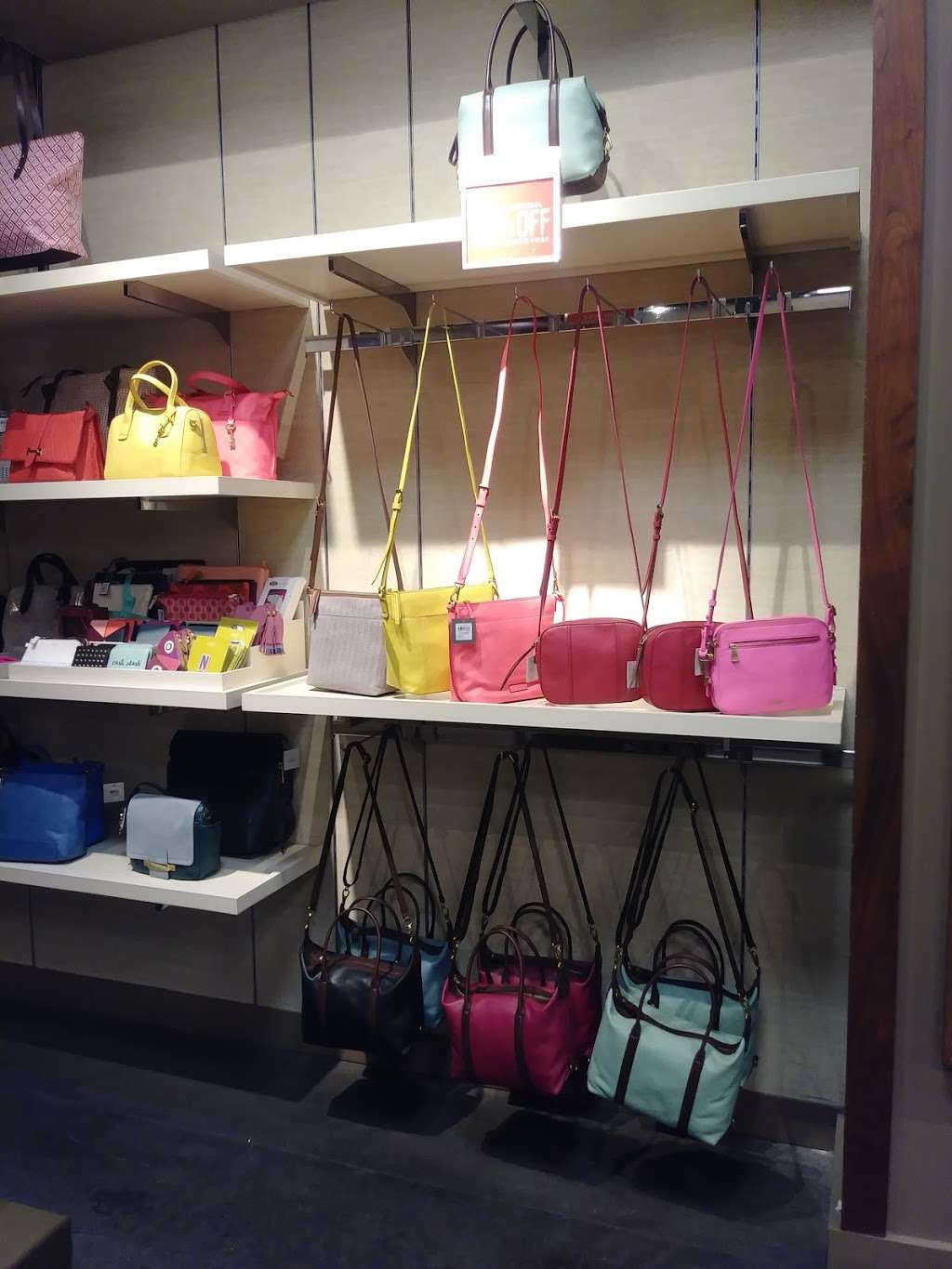 Fossil Outlet Store | 15567 FL-535, Orlando, FL 32821, USA | Phone: (407) 238-2375