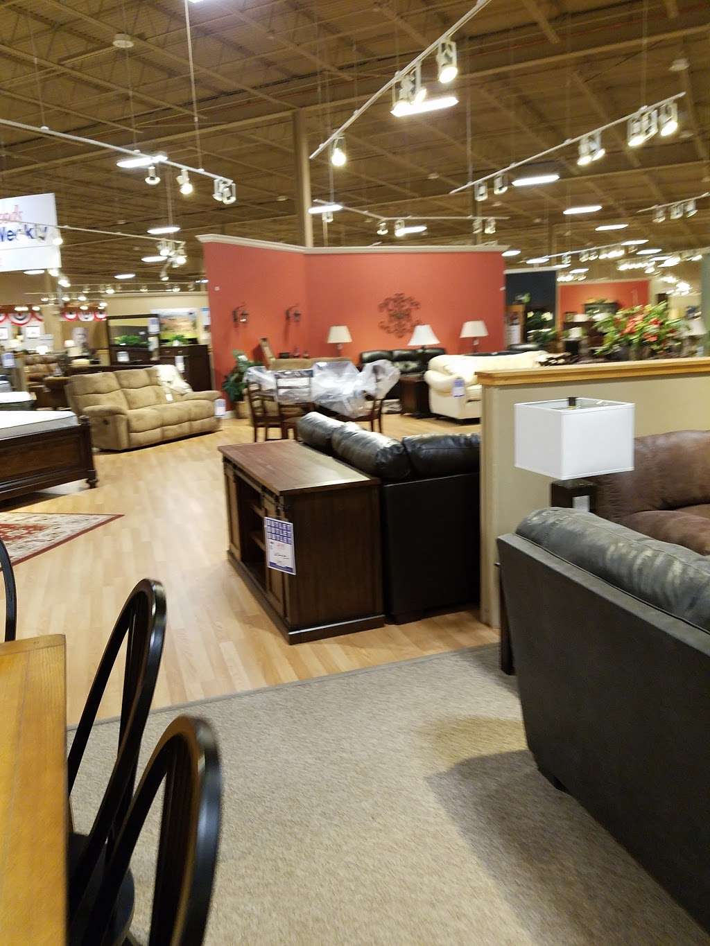 Gardiner Wolf Furniture | 2400 Churchville Rd, Bel Air, MD 21015, USA | Phone: (410) 879-3980