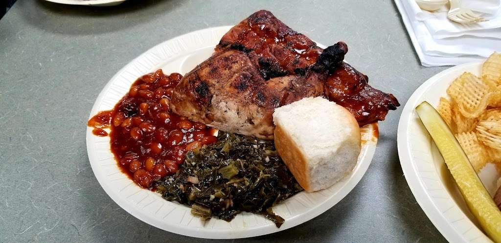 Taylors BBQ | 720 E College Ave, Salisbury, MD 21804, USA | Phone: (410) 860-2972