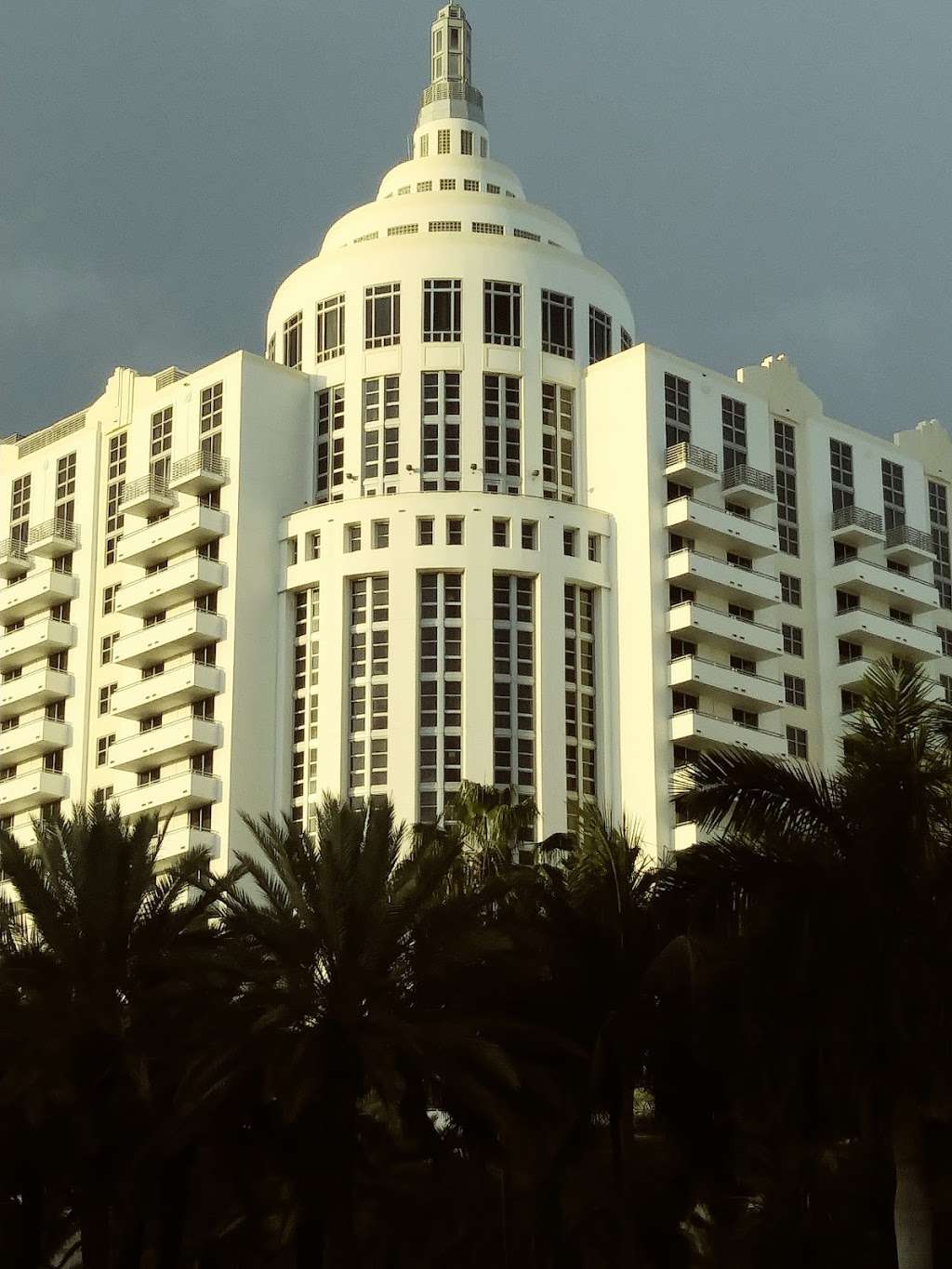 Lowes Hotel | 1601 Collins Ave, Miami Beach, FL 33139