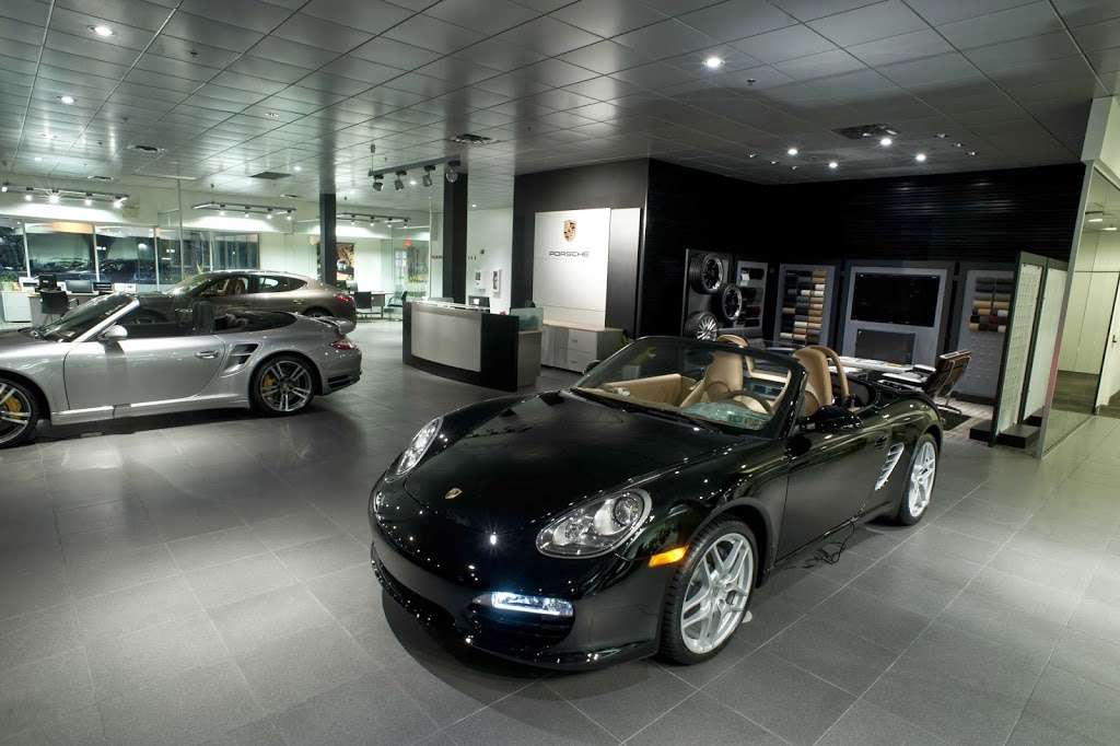 Porsche of The Main Line | 4005 West Chester Pike, Newtown Square, PA 19073, USA | Phone: (610) 886-1000