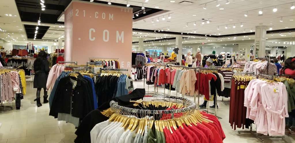 Forever 21 | 651 Kapkowski Rd, Elizabeth, NJ 07201, USA | Phone: (908) 787-1294