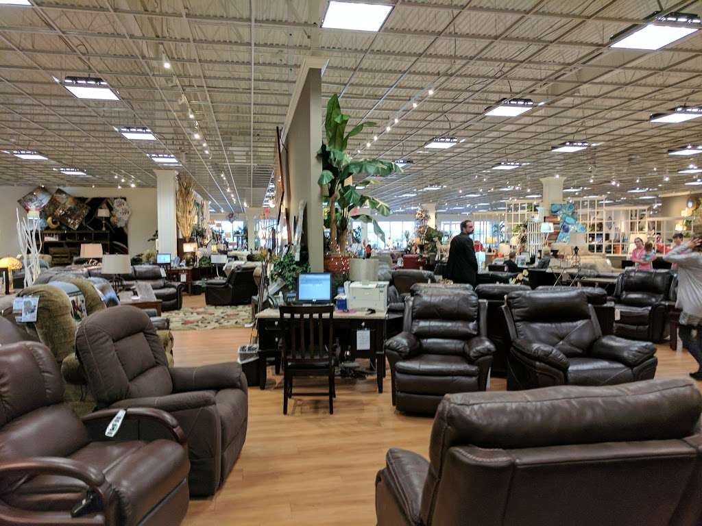 Bob’s Discount Furniture and Mattress Store | 221 Hartford Ave, Bellingham, MA 02019 | Phone: (774) 328-3333