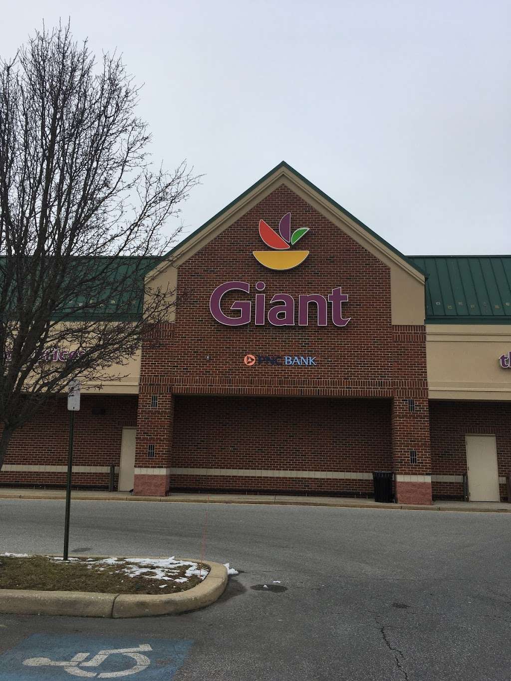Giant Food 200 Dove Run Centre Dr, Middletown, DE 19709