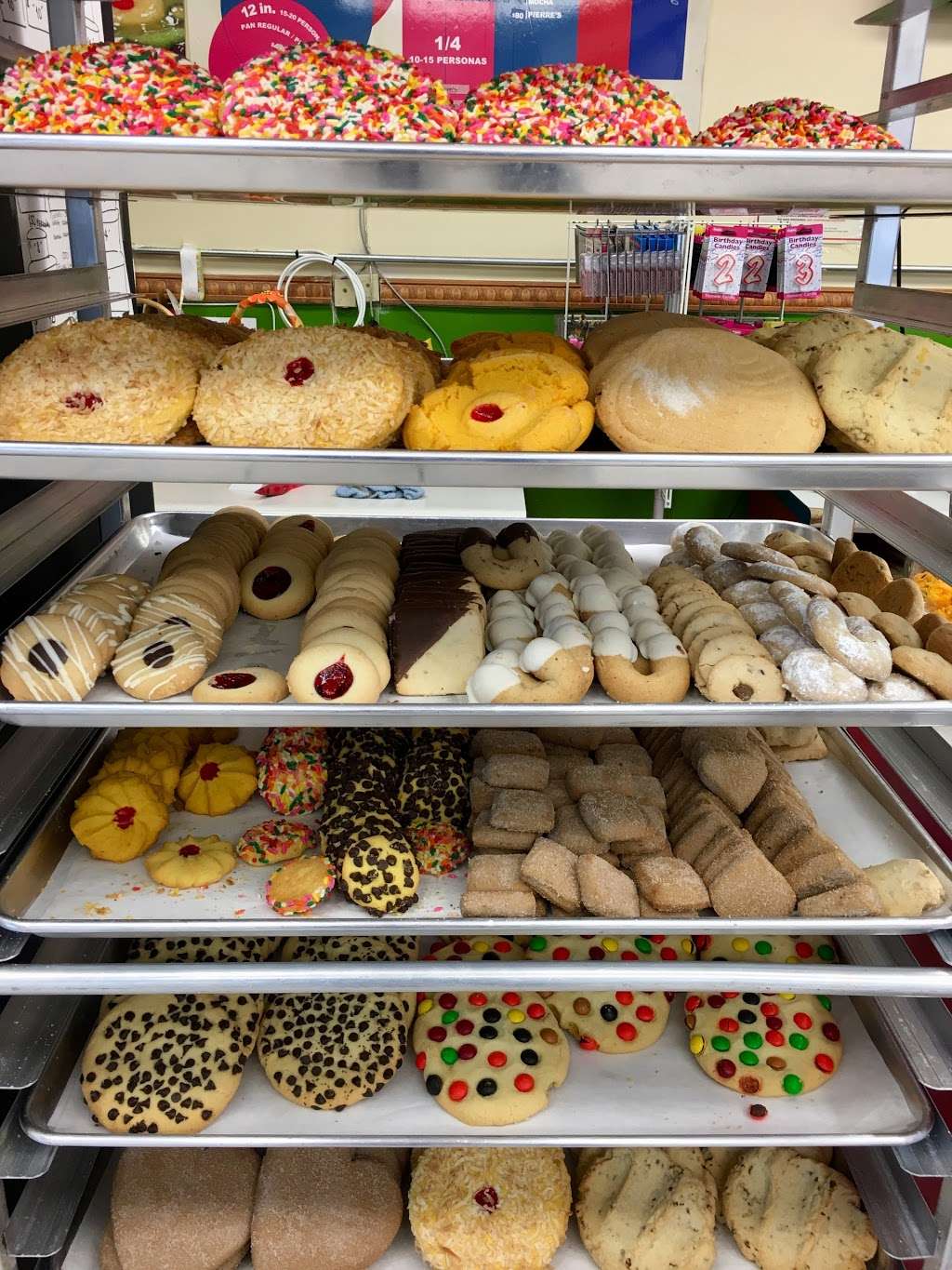 Happy Cake Bakery | 5855 W Diversey Ave, Chicago, IL 60639 | Phone: (773) 836-8000