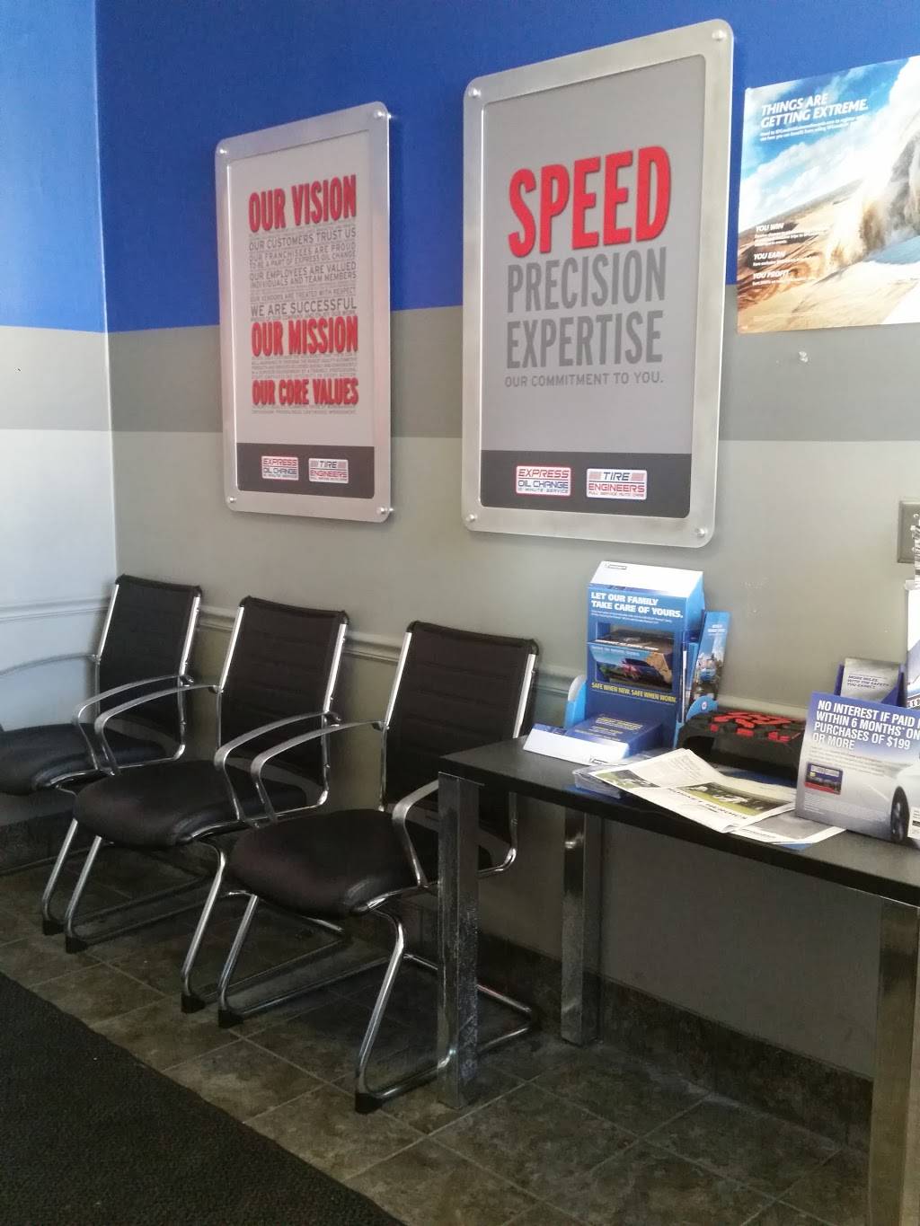 Express Oil Change & Tire Engineers | 502 Cahaba Park Cir, Birmingham, AL 35242, USA | Phone: (205) 991-3464