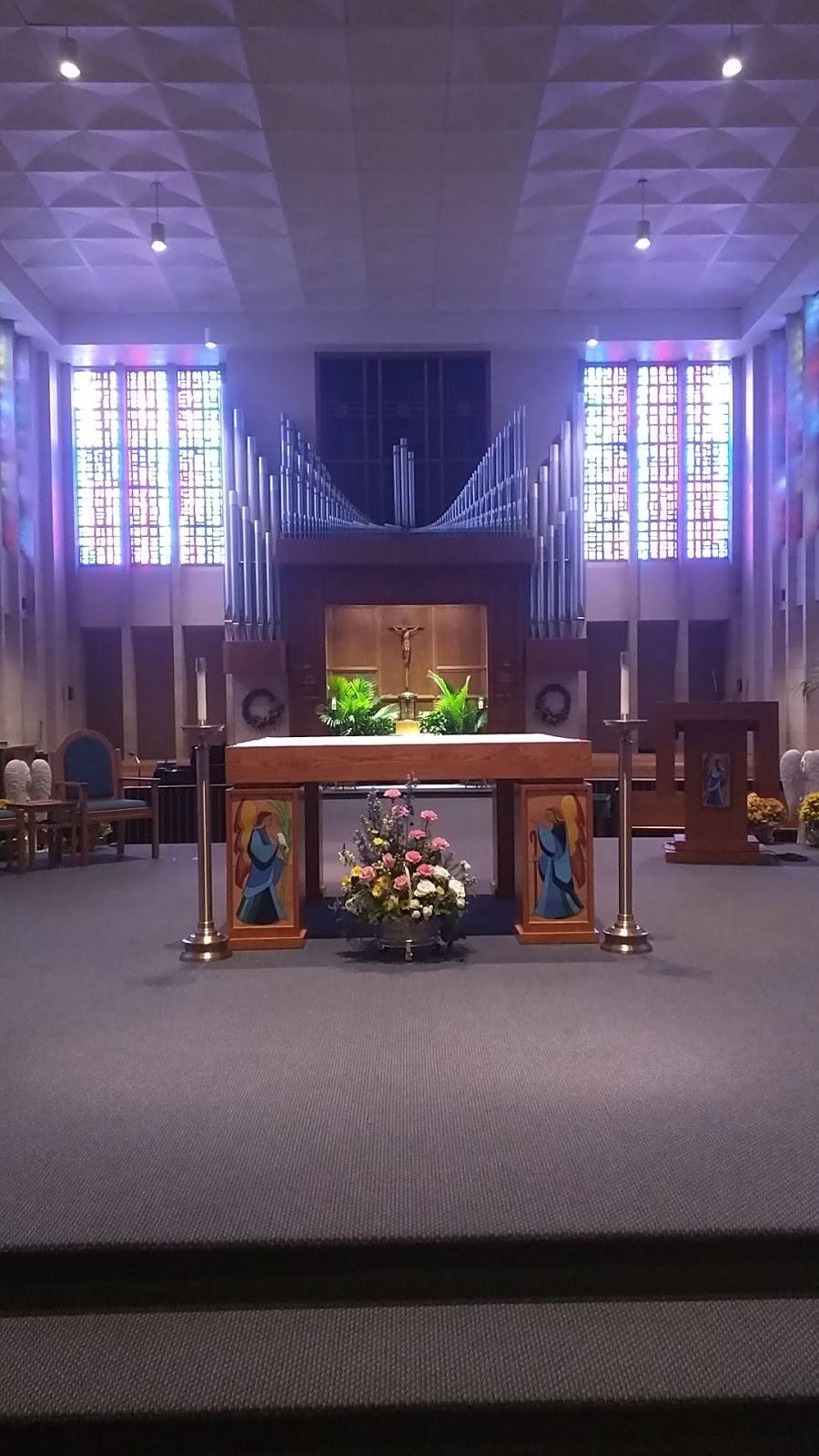 Guardian Angels Catholic Church | 6539 Beechmont Ave, Cincinnati, OH 45230, USA | Phone: (513) 231-7440