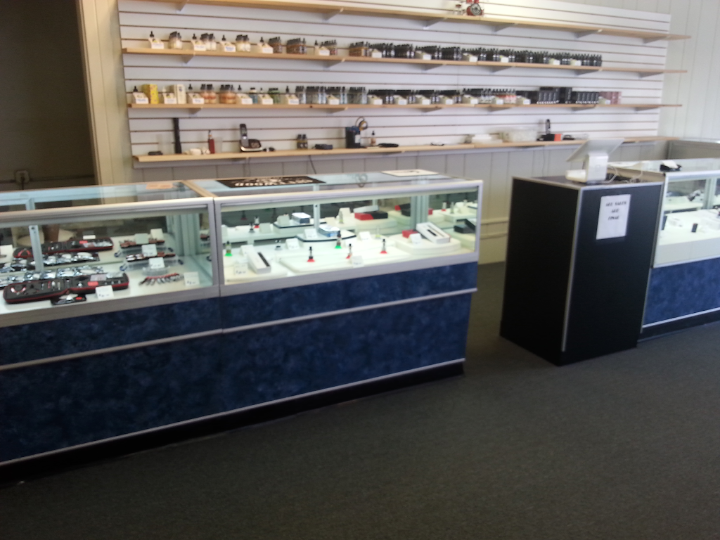 S I Vapors | 1120 E Walnut St, Watseka, IL 60970 | Phone: (815) 432-1844