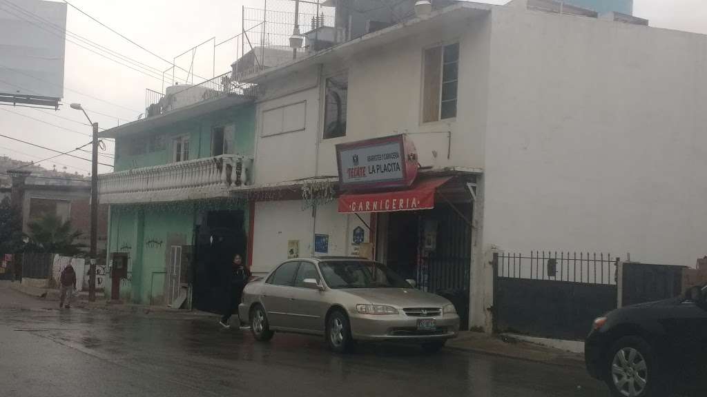 Mercado La Placita | 22035, Canon de la Pedrera 131, Cañon de la Pedrera, 22035 Tijuana, B.C., Mexico