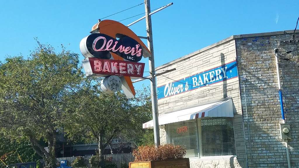 Olivers Bakery | 3526 Roosevelt Rd, Kenosha, WI 53142 | Phone: (262) 652-3984