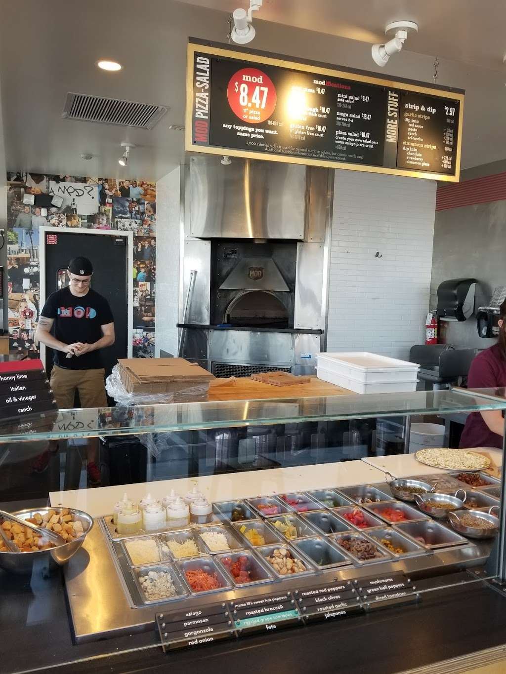 MOD Pizza | 8985 Venice Blvd k, Los Angeles, CA 90034, USA | Phone: (424) 345-9282