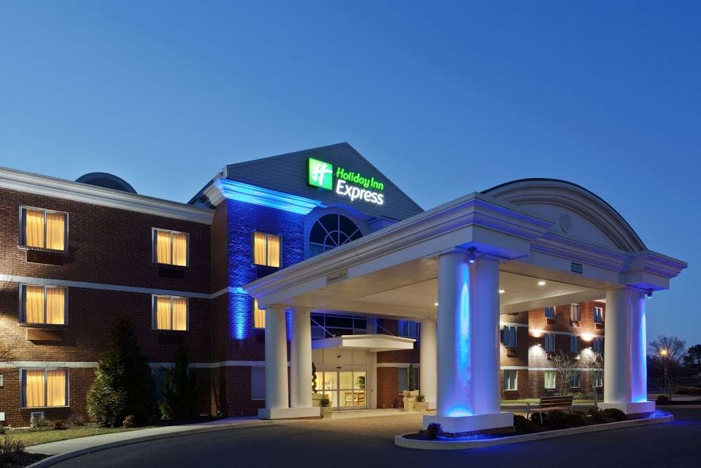 Holiday Inn Express & Suites Salisbury - Delmar | 30232 Lighthouse Square Dr, Delmar, MD 21875, USA | Phone: (410) 896-9633