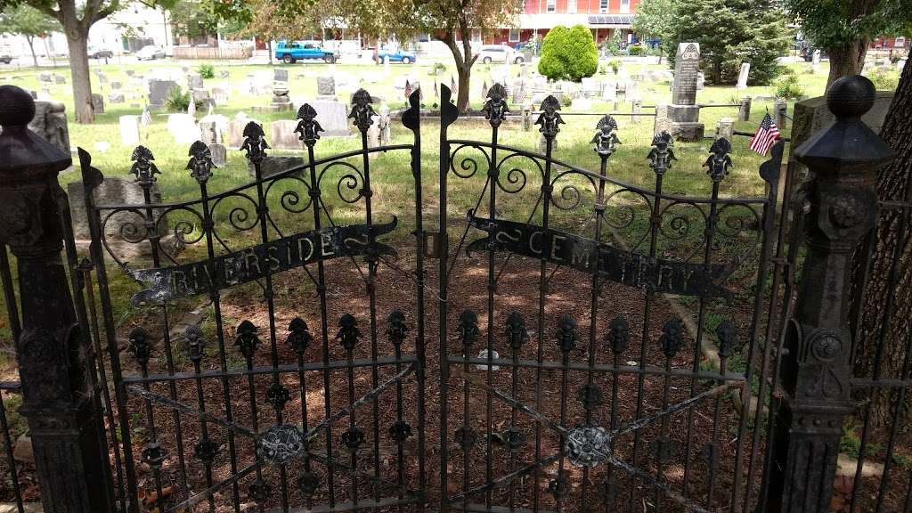 Riverside Cemetery | Bridgeboro St, Riverside, NJ 08075