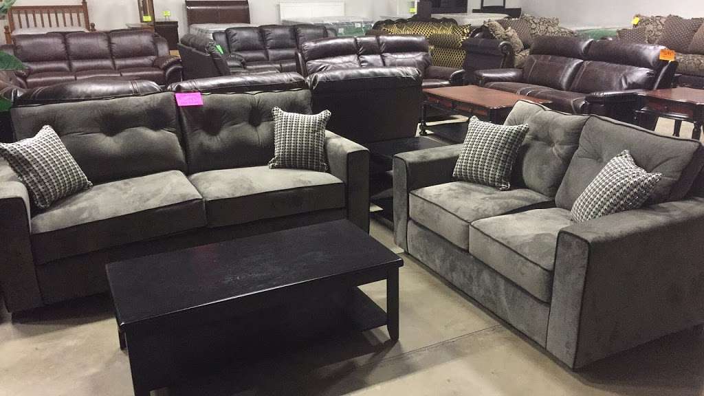 Furniture Outlet | 5317, 13695 Mariposa Rd, Victorville, CA 92395, USA | Phone: (760) 596-4161