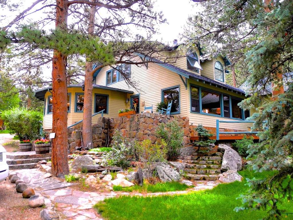 Romantic RiverSong Bed & Breakfast Inn | 1766 Lower Broadview Rd, Estes Park, CO 80517, USA | Phone: (970) 586-4666