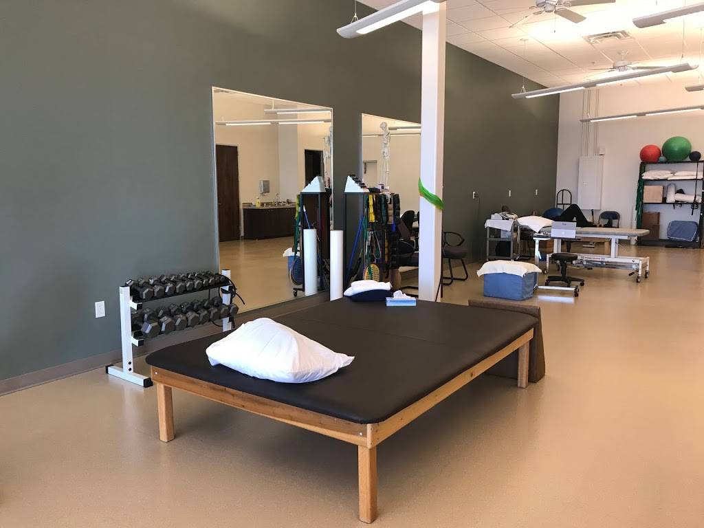 Vista Physical Therapy | 3450 Bainbridge Dr #560, Dallas, TX 75237, USA | Phone: (972) 572-3001