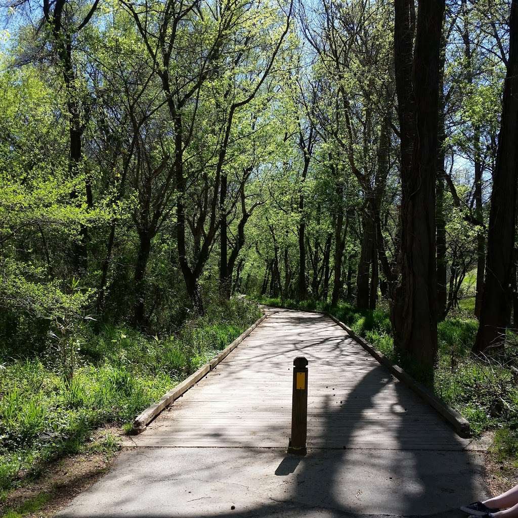 McAlpine Creek Greenway Parking and Rest Area | 11817 Johnston Rd, Charlotte, NC 28226, USA | Phone: (980) 314-1000