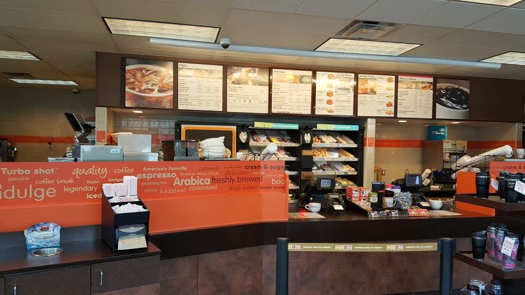 Dunkin | 99 High St, Danvers, MA 01923, USA | Phone: (978) 777-7003