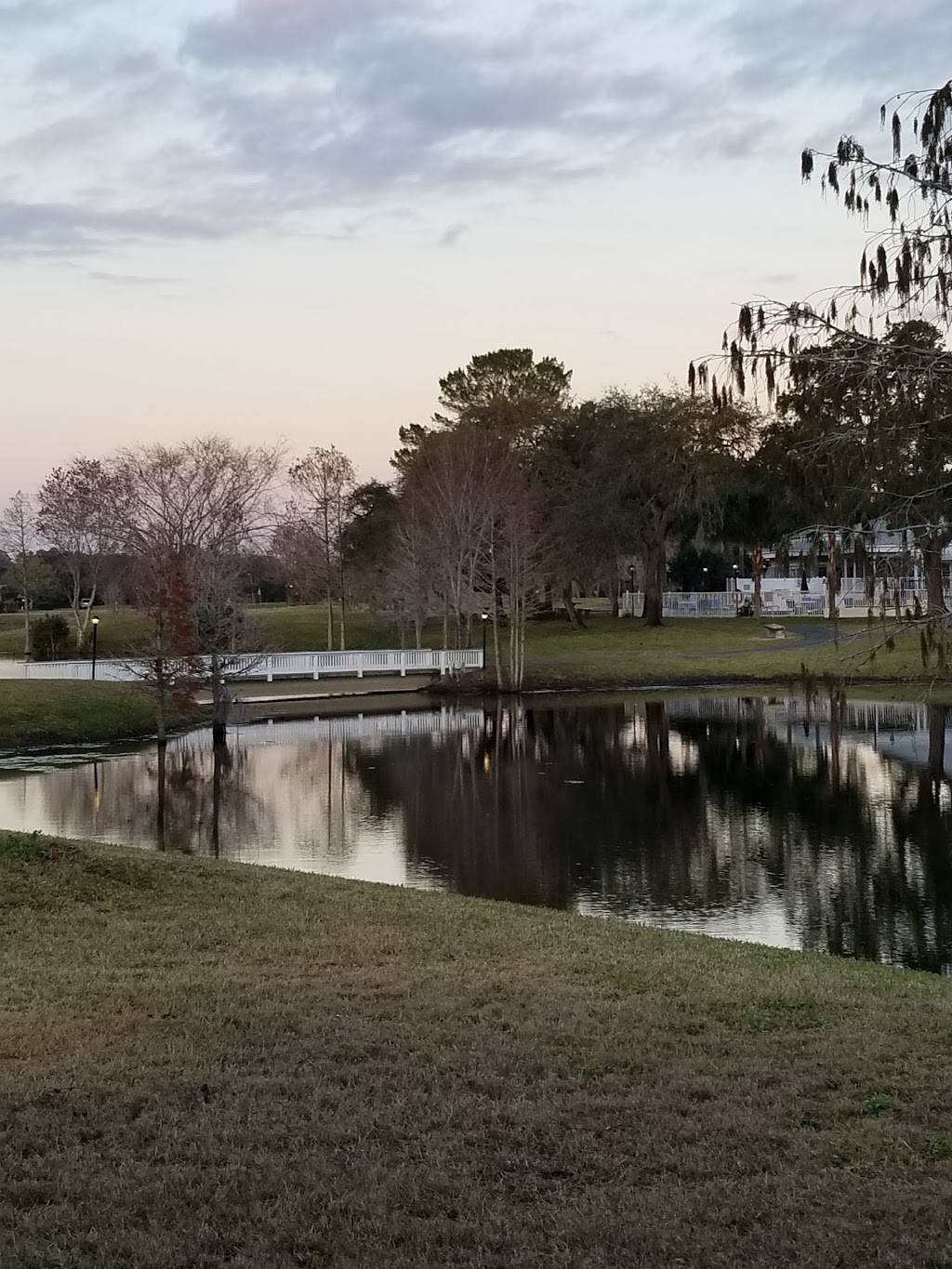 Lakes at Leesburg | 10701 US-441, Leesburg, FL 34788, USA | Phone: (352) 326-3130