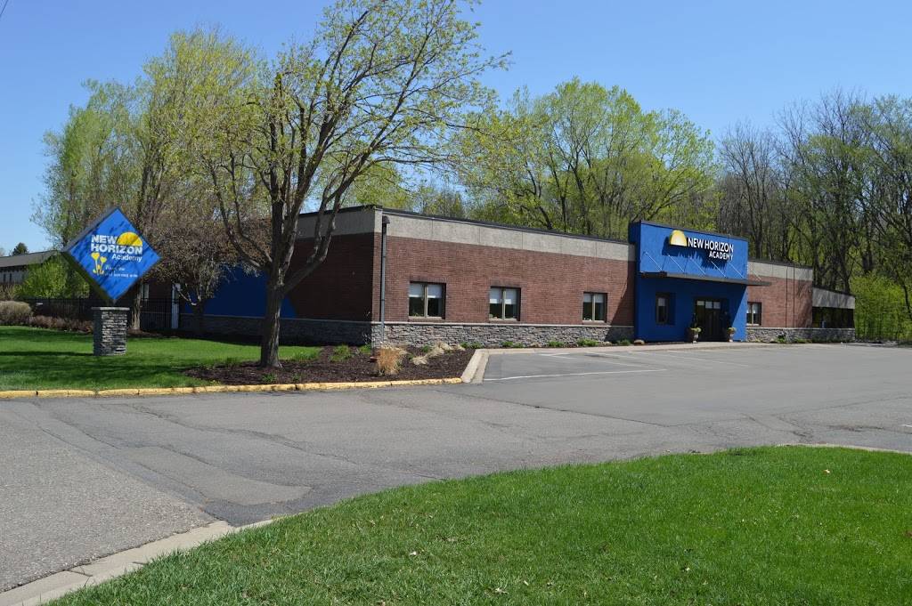 New Horizon Academy | 586 Carlton St, Maplewood, MN 55119 | Phone: (651) 731-4693