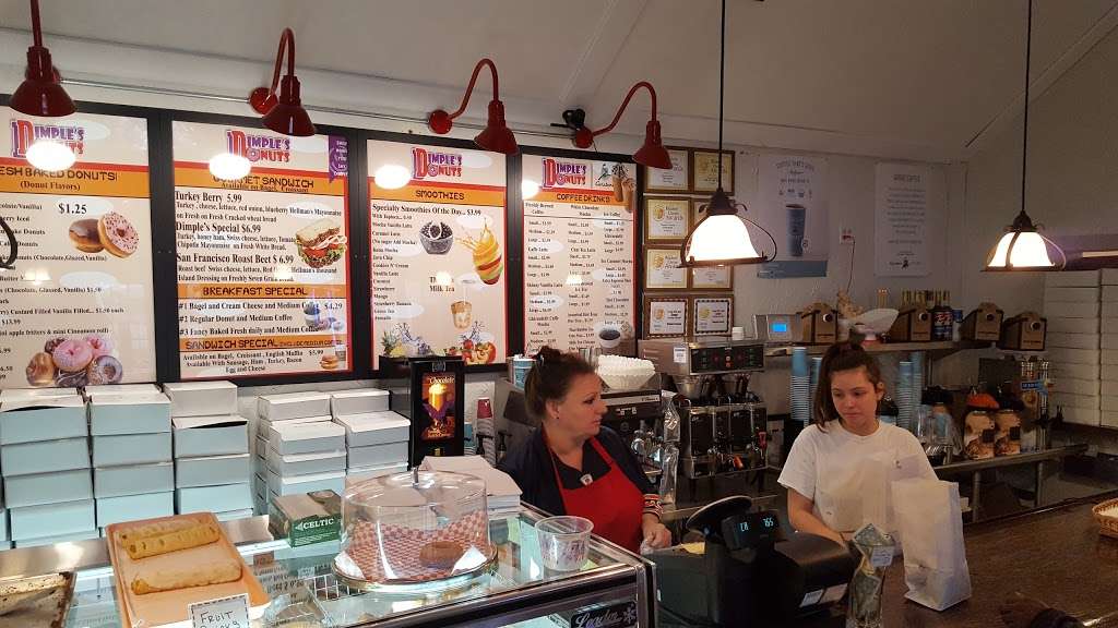 Dimple Donuts | 1307 E Main St, St. Charles, IL 60174, USA | Phone: (630) 549-0939