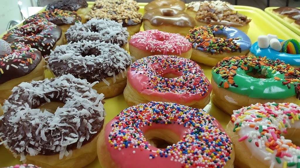 FM DONUTS | 1221 Flower Mound Rd #110, Flower Mound, TX 75028 | Phone: (972) 874-1250