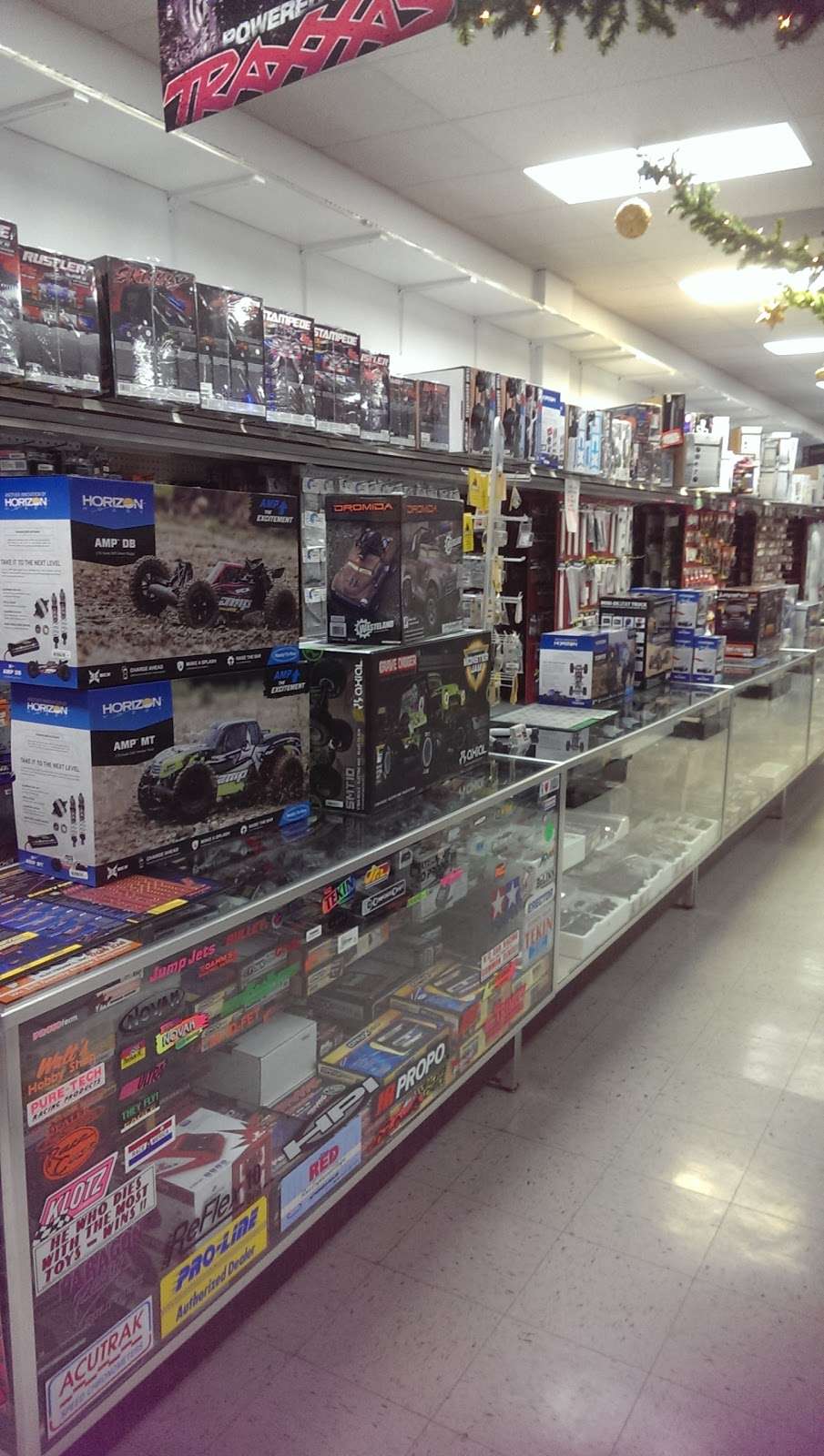 Walts Hobby & Model Shop | 2207 Plainfield Rd, Crest Hill, IL 60403, USA | Phone: (815) 741-0043