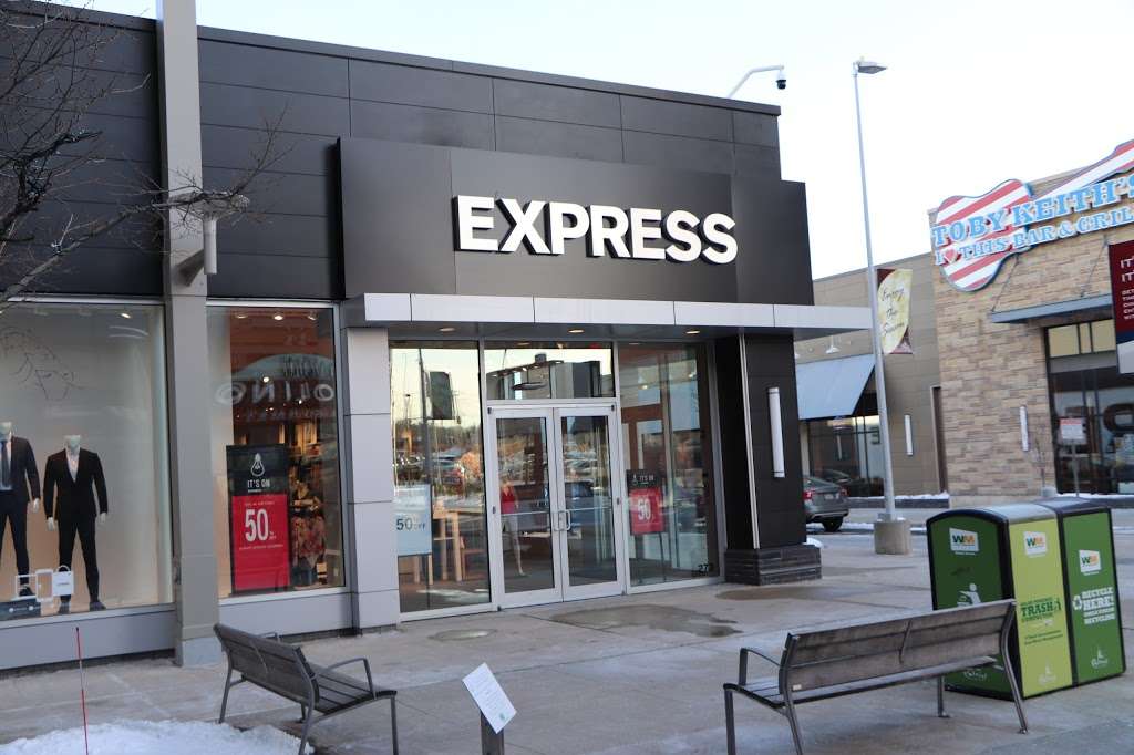 Express | 2 Patriot Pl Space J13, Foxborough, MA 02035, USA | Phone: (508) 543-1387