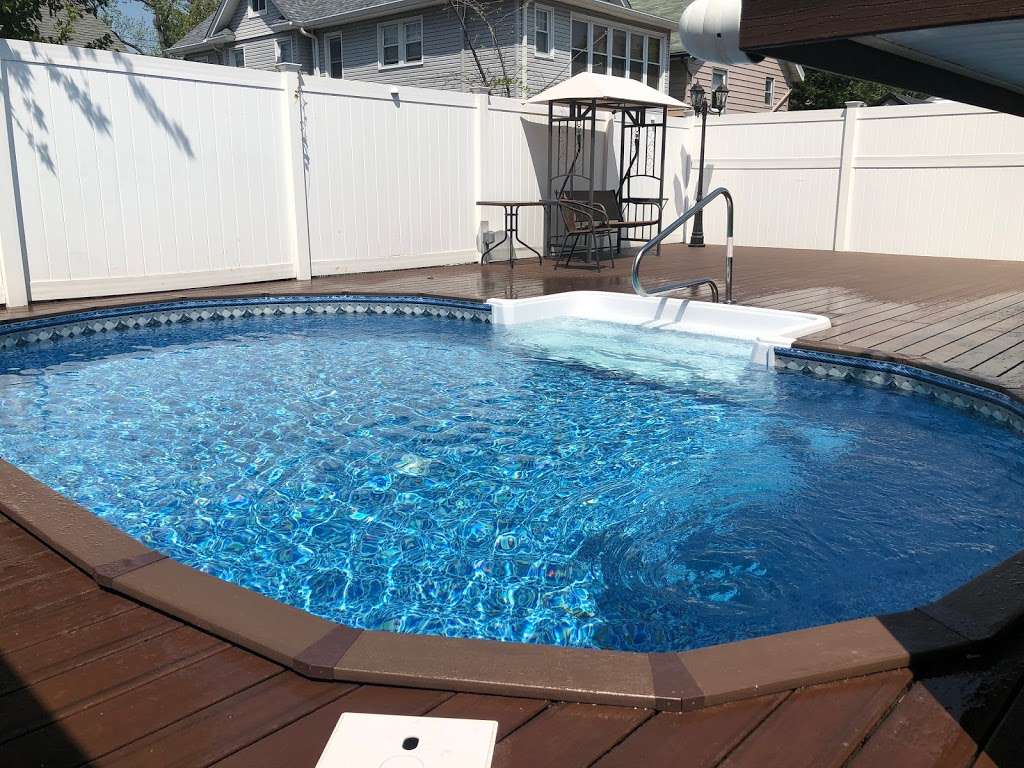 Holly Hill Pool and Patio | 204 Morningstar Rd, Staten Island, NY 10303, USA | Phone: (718) 448-8800