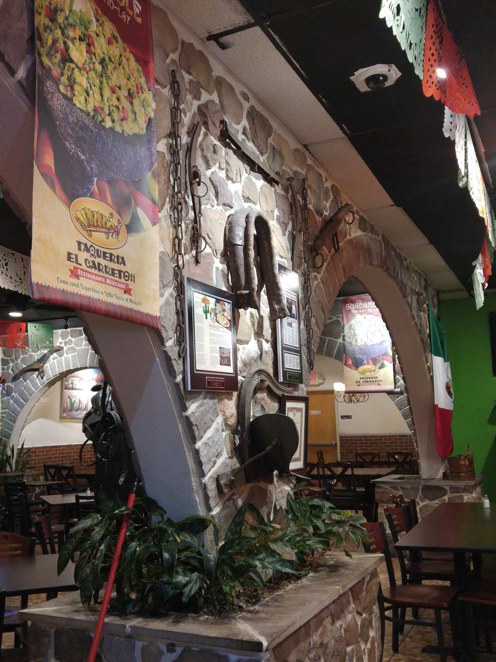 Taqueria El Carreton | 817 Oley St, Reading, PA 19604, USA | Phone: (610) 374-2420