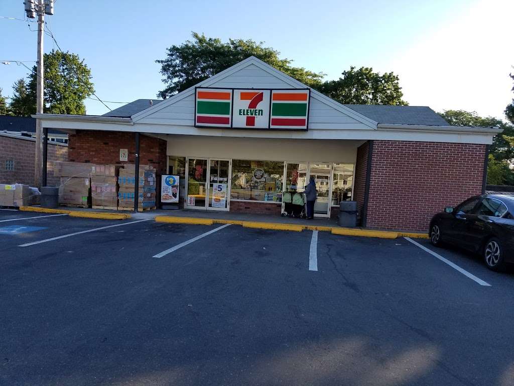 7-Eleven | 257 Reef Rd, Fairfield, CT 06824 | Phone: (203) 259-0812