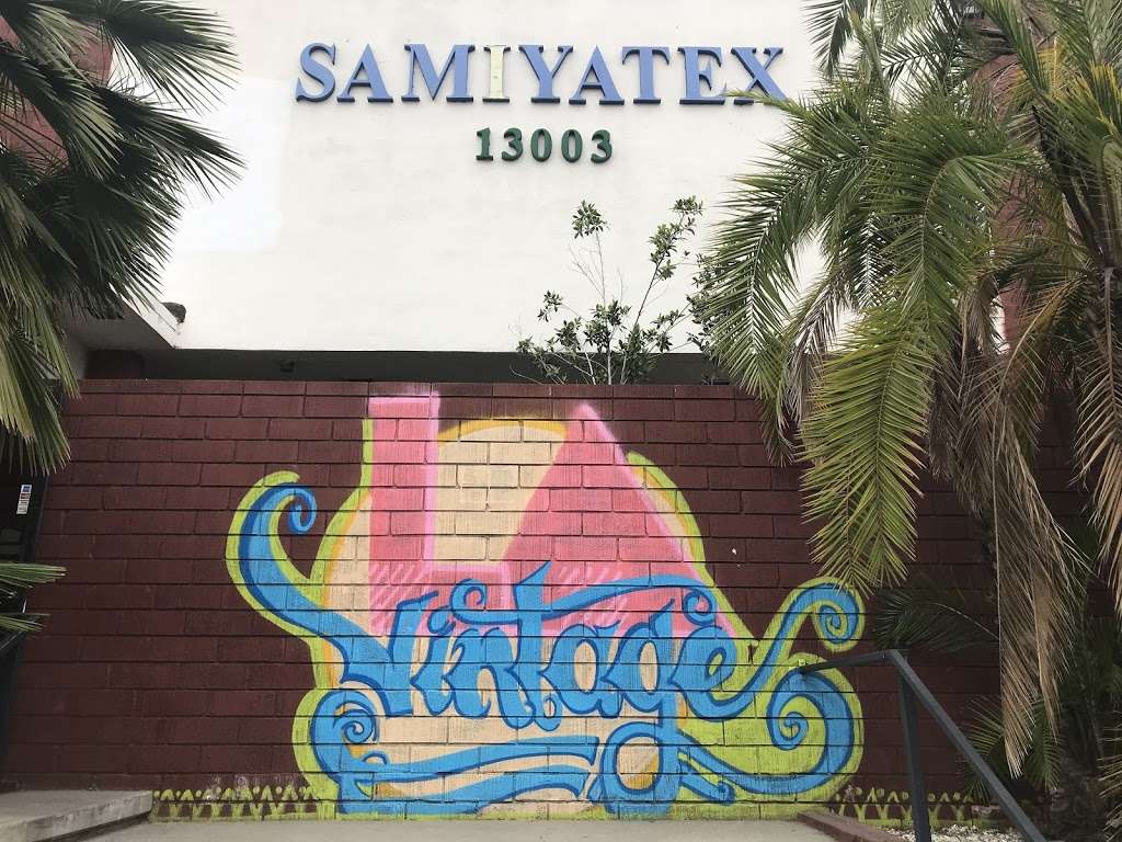 LA Vintage | 13003 S Figueroa St, Los Angeles, CA 90061, USA | Phone: (310) 323-7500