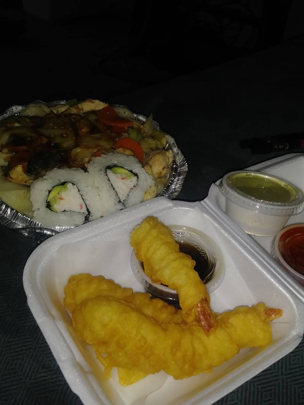 Kiku Roll & Sushi | 3401 Cherry Ave, Long Beach, CA 90807, USA | Phone: (562) 988-7666