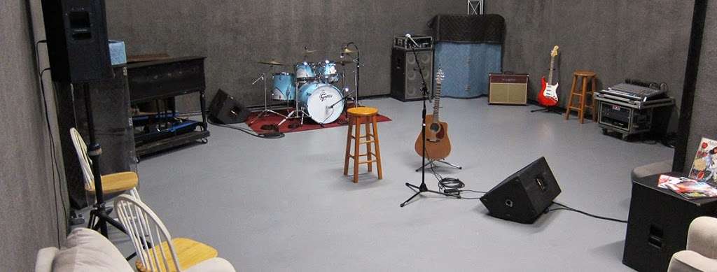 The Venue Rehearsal Space | 1771 Upland Dr #109, Houston, TX 77043 | Phone: (281) 772-6669