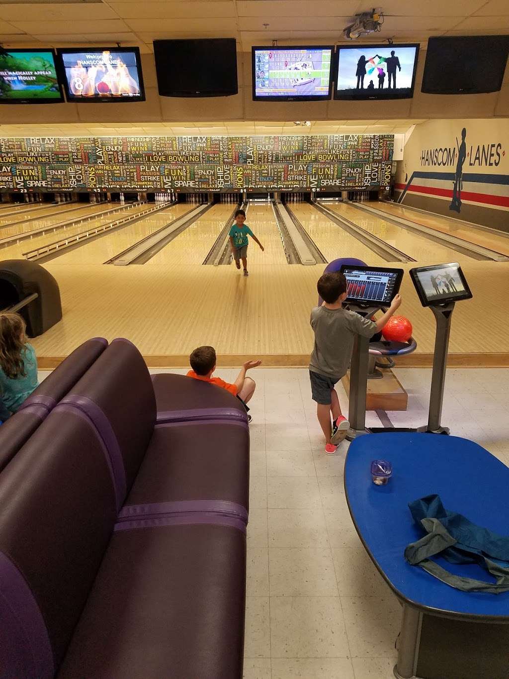 Hanscom Lanes | Hanscom AFB, MA 01731, USA | Phone: (781) 225-6625