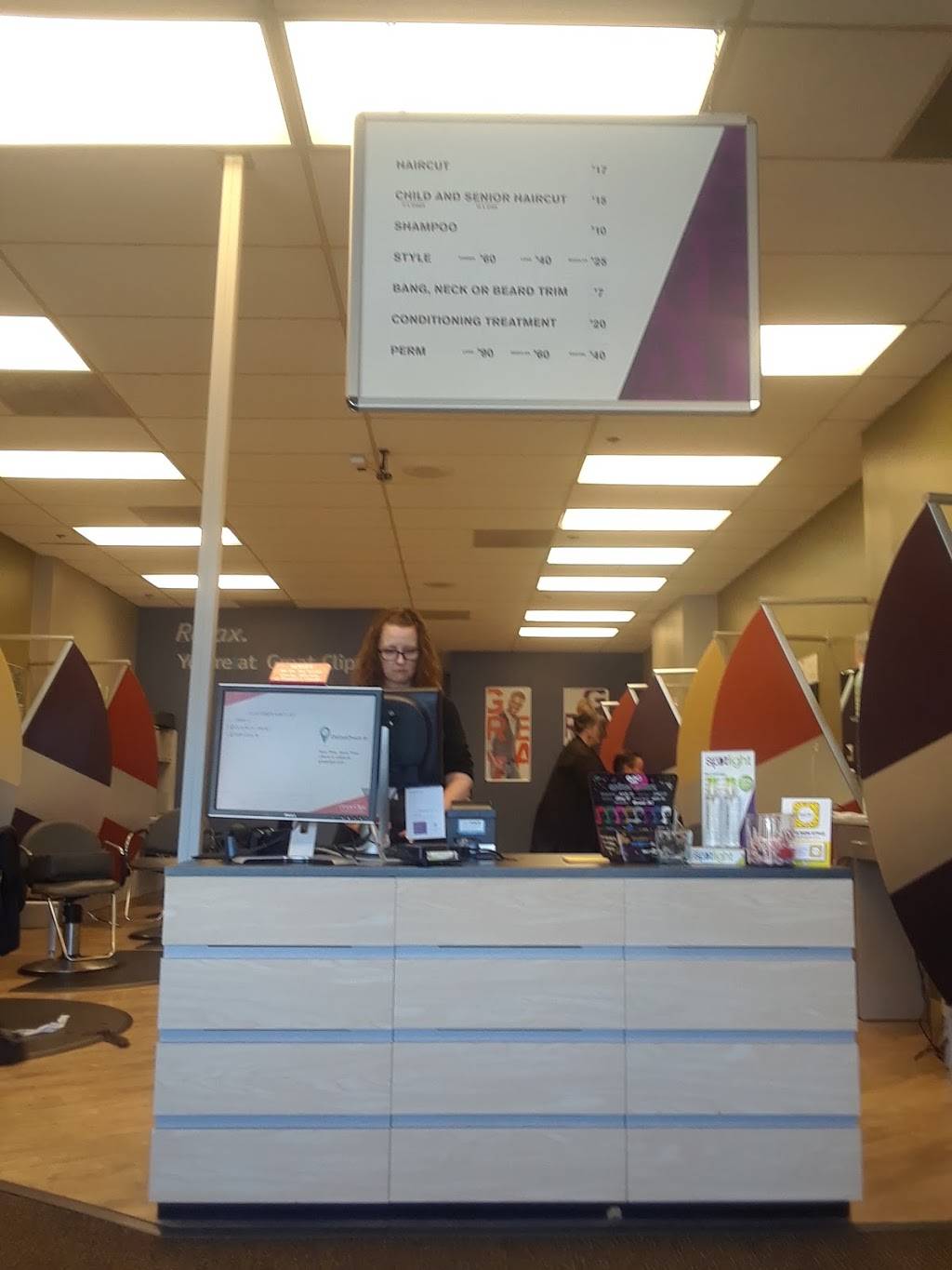 Great Clips | 3 Monroe Pkwy, Lake Oswego, OR 97035, USA | Phone: (503) 635-1044