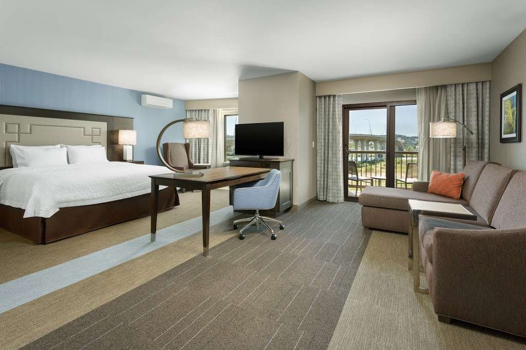 Hampton Inn & Suites Napa | 945 Hartle Ct, Napa, CA 94559, USA | Phone: (707) 255-4000