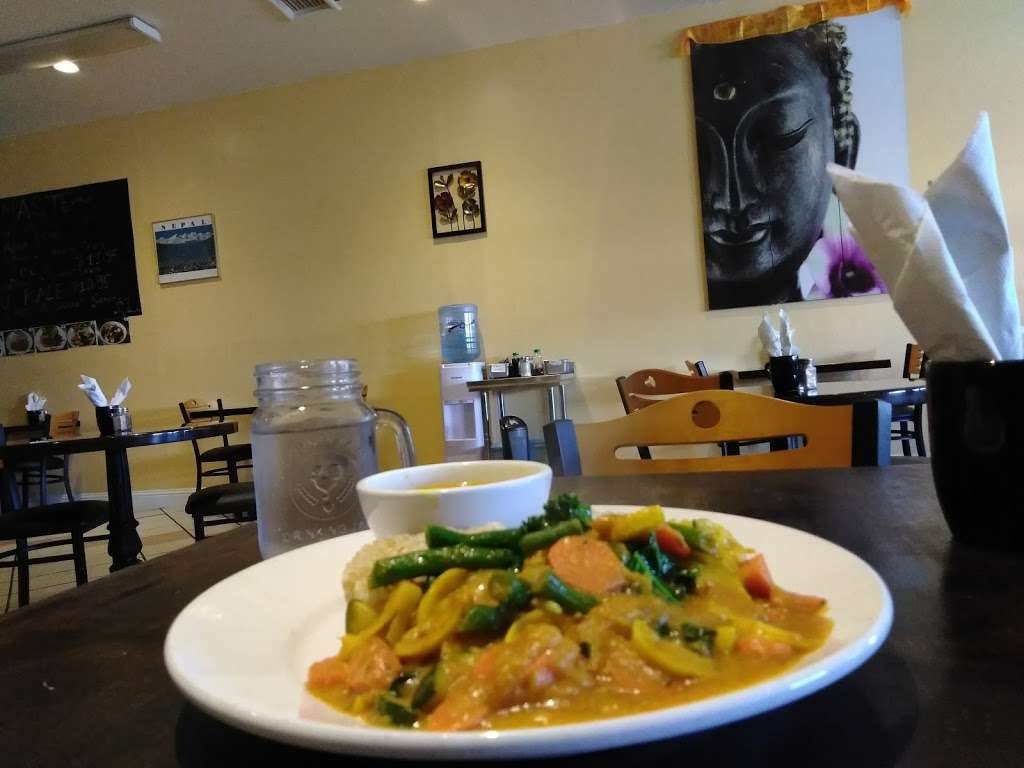 Himalayan Organic Cafe | 572 E Cotati Ave, Cotati, CA 94931, USA | Phone: (707) 242-3470