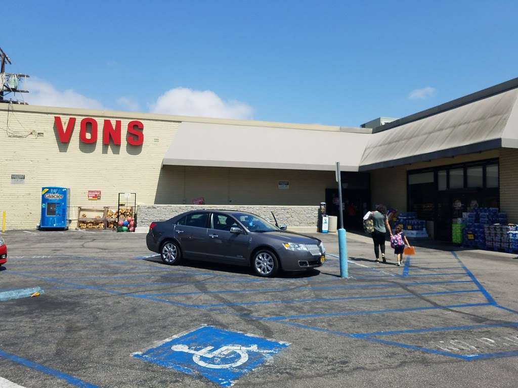 Vons | 6571 W 80th St, Los Angeles, CA 90045, USA | Phone: (310) 641-9423