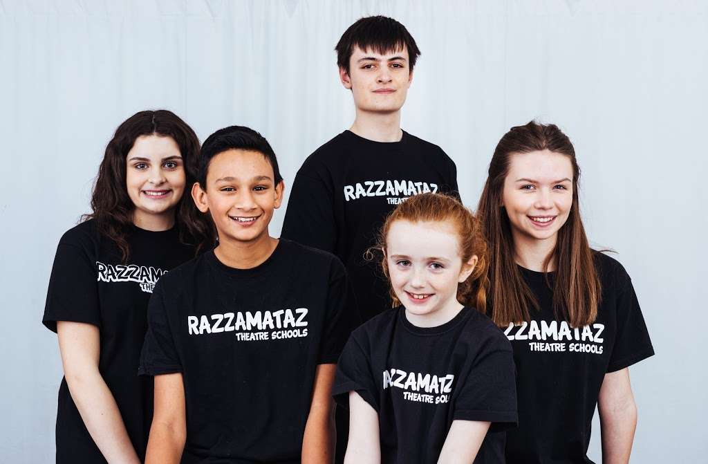 Razzamataz Theatre School Barnet | Wren Academy, Hilton Ave, London N12 9HB, UK | Phone: 01442 211780