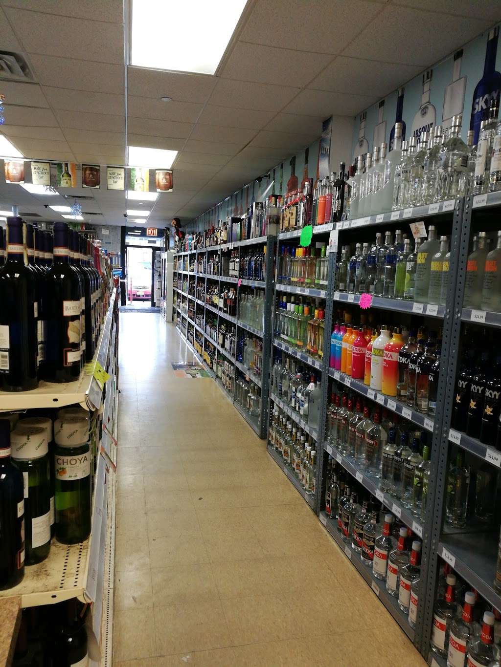 Rockaway Liquor World | 1863 Rockaway Pkwy, Brooklyn, NY 11236, USA | Phone: (718) 444-9040