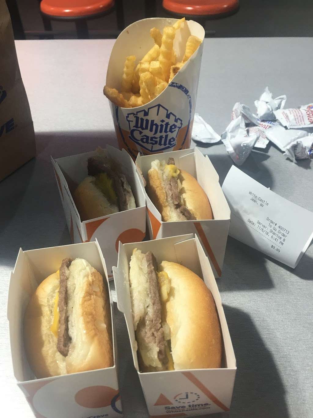 White Castle | Chevron, 1 Goodsprings Rd, Jean, NV 89019, USA