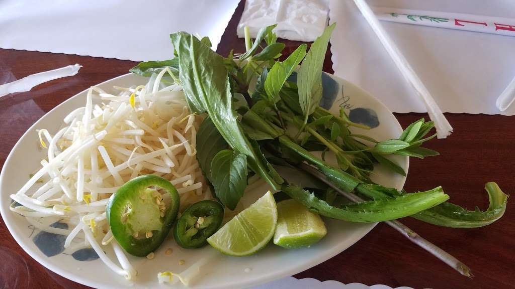 Pho Hoa Cau | 7360 Westminster Blvd, Westminster, CA 92683 | Phone: (714) 373-2010