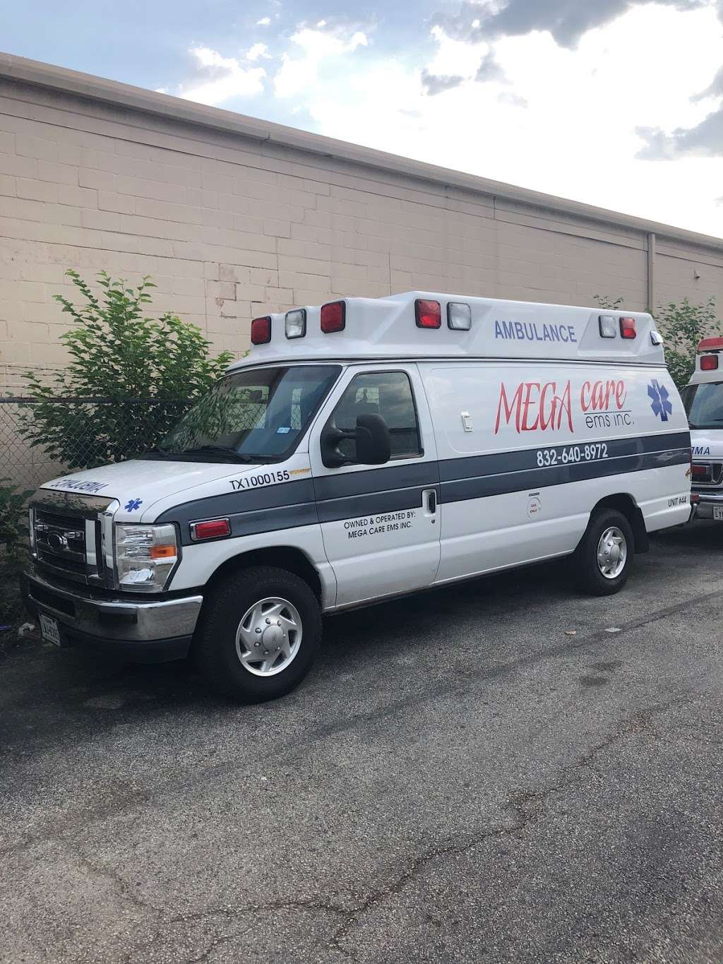 Mega Care Ambulance | 6820 Larkwood Dr, Houston, TX 77074, USA | Phone: (832) 640-8972