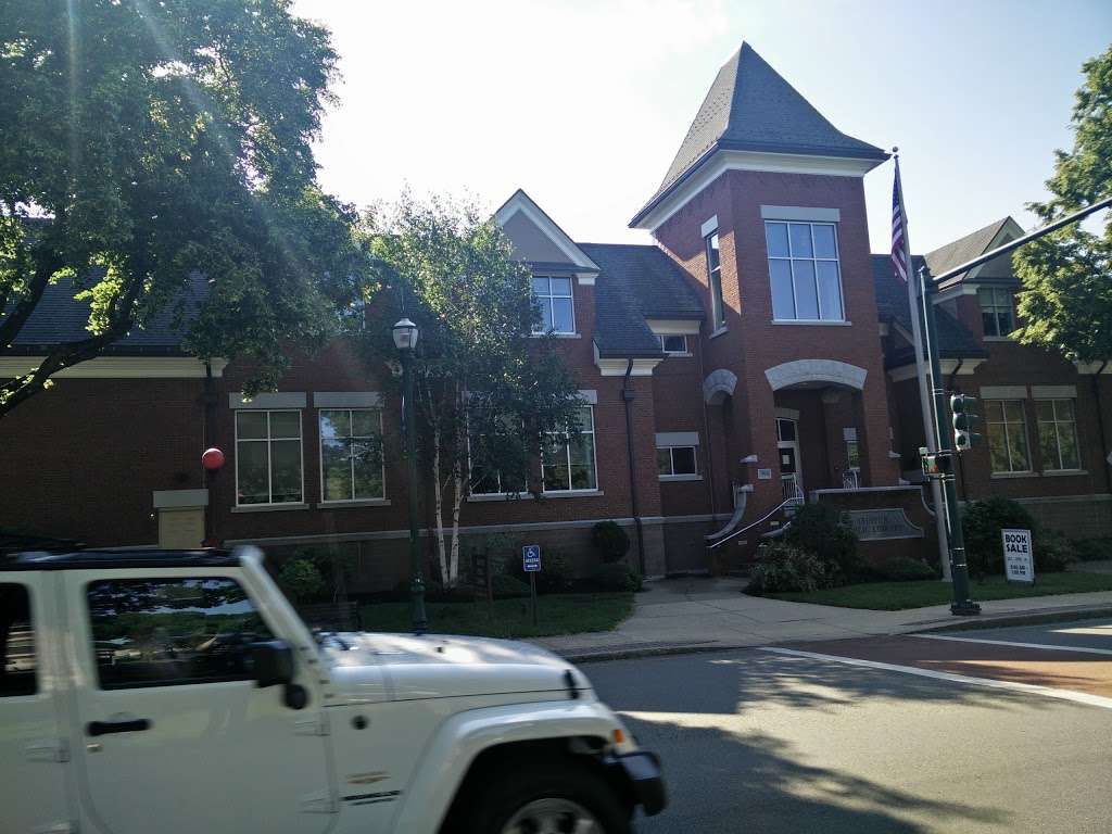 Thayer Public Library | 798 Washington St, Braintree, MA 02184, USA | Phone: (781) 848-0405